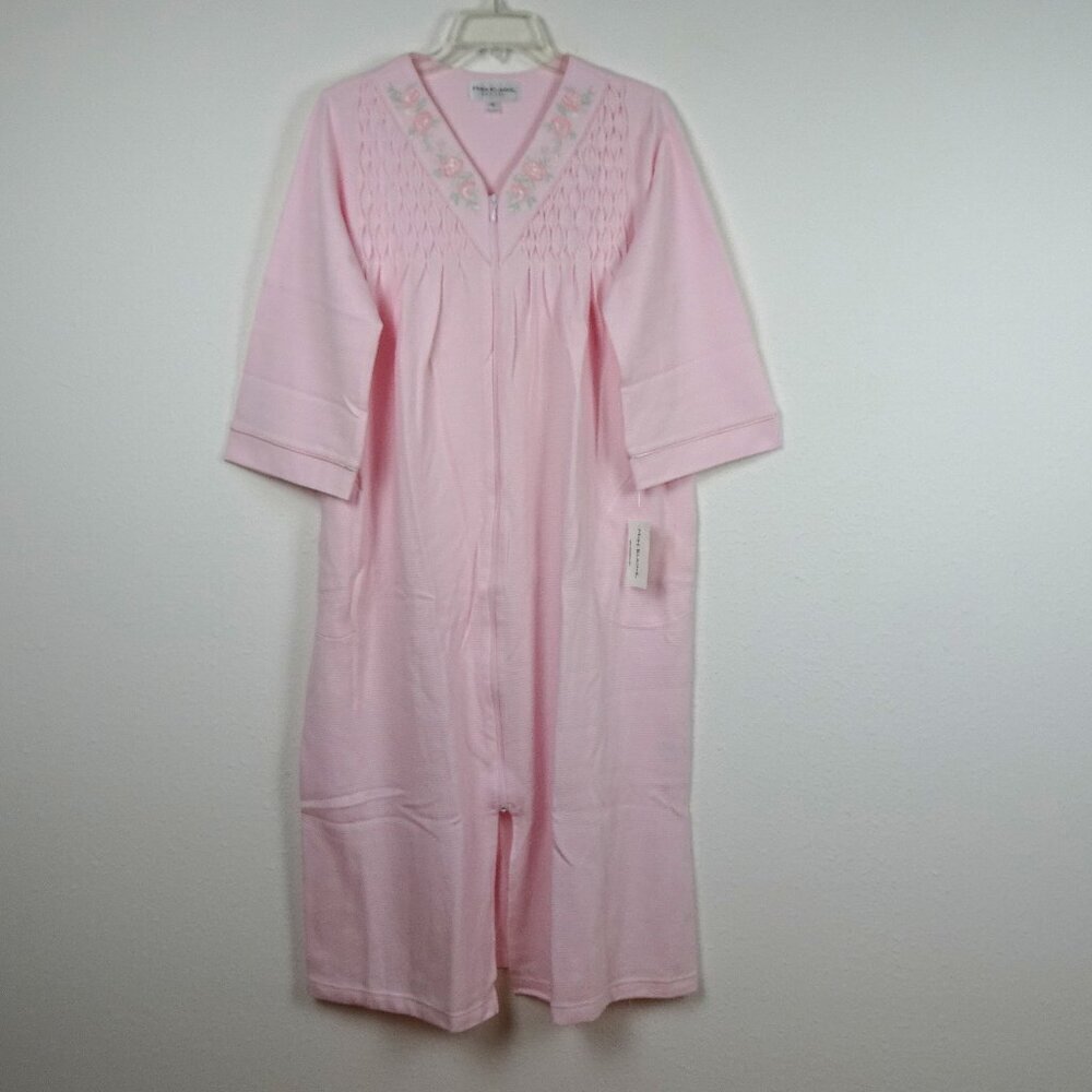 Miss Elaine Smocked Zip Robe Petite Size PS Pink House Coat Embroidered
